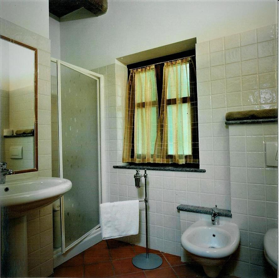 Cascina Creusa B&B Pocapaglia Luaran gambar